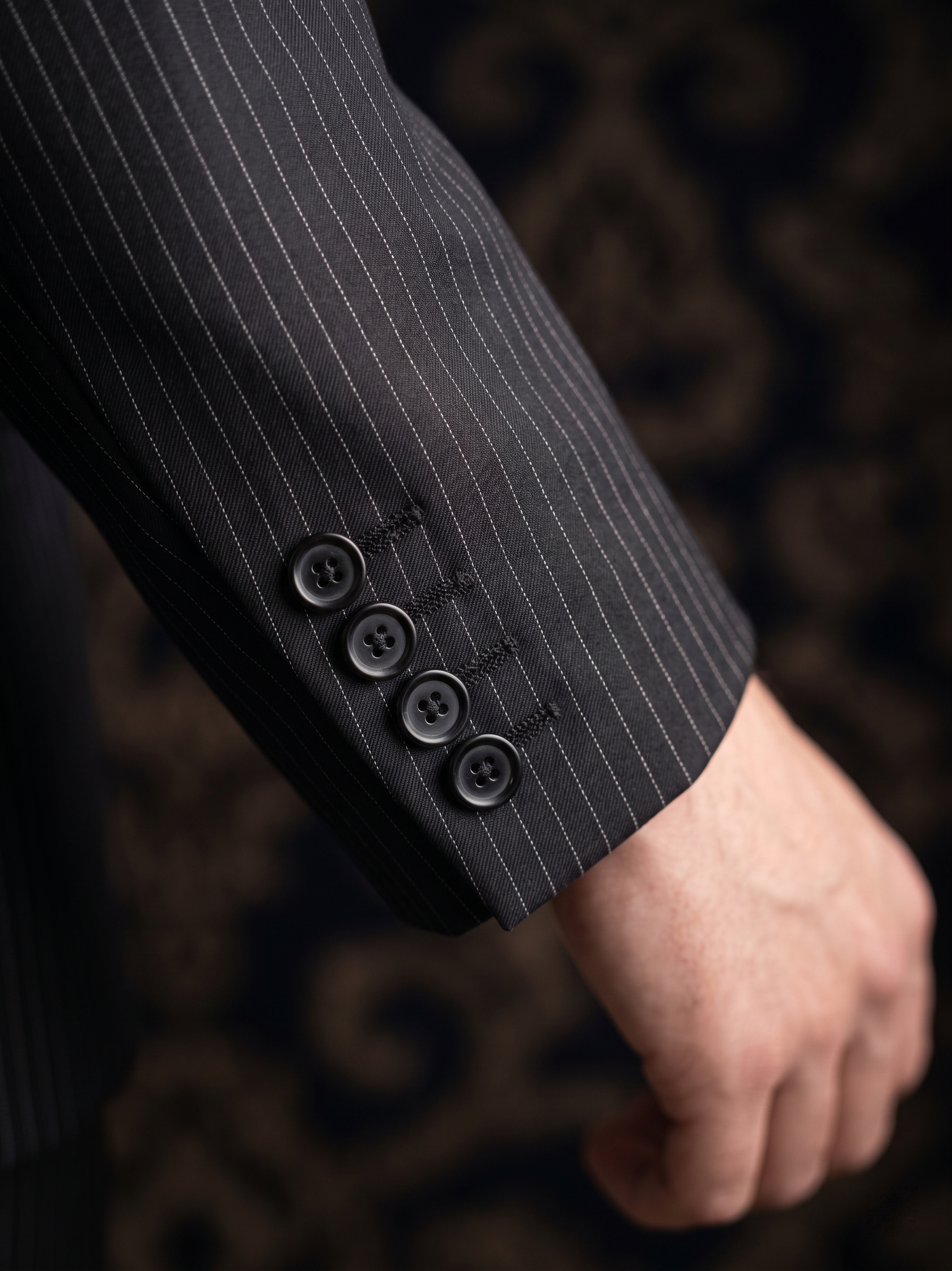 Costume Poliviscose Lapela de Bico Italiano Preto Risca de Giz