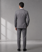 Costume Poliviscose Lapela de Bico Italiano Cinza Claro Risca de Giz